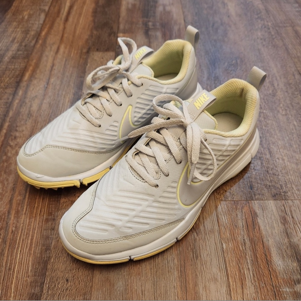 Women’s Nike Explorer 2 Golf Shoes Size 7
